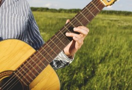 How To Play Guitar When You're First Getting Started